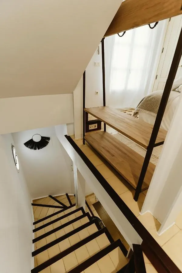 Ohliving Alhondiga Villa Sevilla 0*,